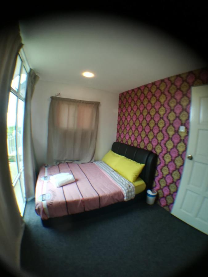 Berries Residence Kampong Kundassan Экстерьер фото